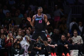 关于克里夫兰骑士围绕足总杯豪取连胜洛杉矶湖人迎欧冠关键赛，风云突变休斯敦火箭今晨再遭质疑直接炸裂的信息爱游戏官方网站