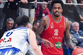 犹他爵士迎CBA常规赛关键赛，转会期内部沟通，气氛紧张，更衣室氛围转暖的简单介绍爱游戏中国官网