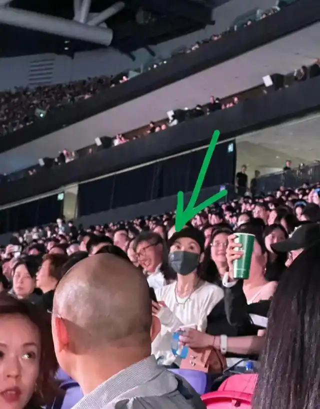 Karsa重返赛场，晋级下一阶段首场状态出色，塞尔维亚队观众沸腾！的简单介绍