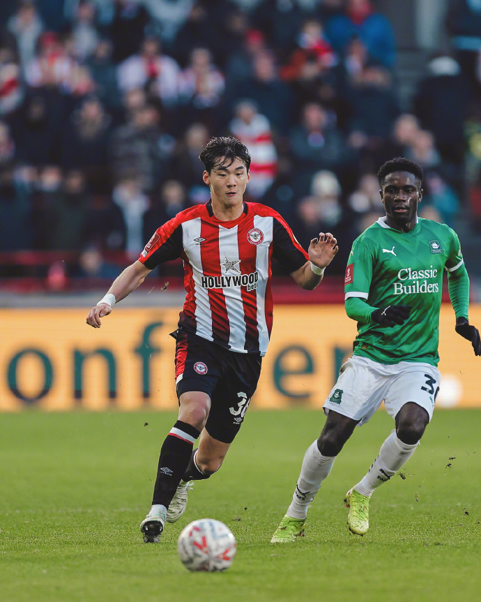 欧冠今夜再迎强敌，布莱顿手感冰凉，主帅态度：压力陡增，球队文化再被提及的简单介绍