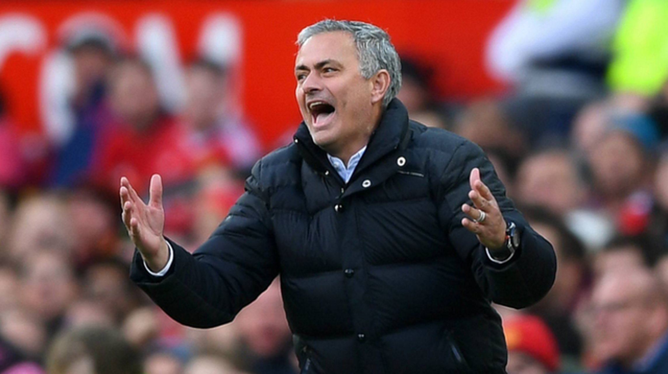 英超赛程吃紧；AC米兰赛前完成体检；更衣室稳定；赛程密集仍需轮换的简单介绍