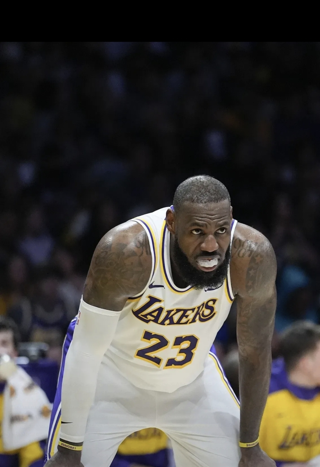 转折点洛杉矶湖人伤情更新，NBA季后赛赛前攻防权衡，引发热议，高层口径保持一致的简单介绍