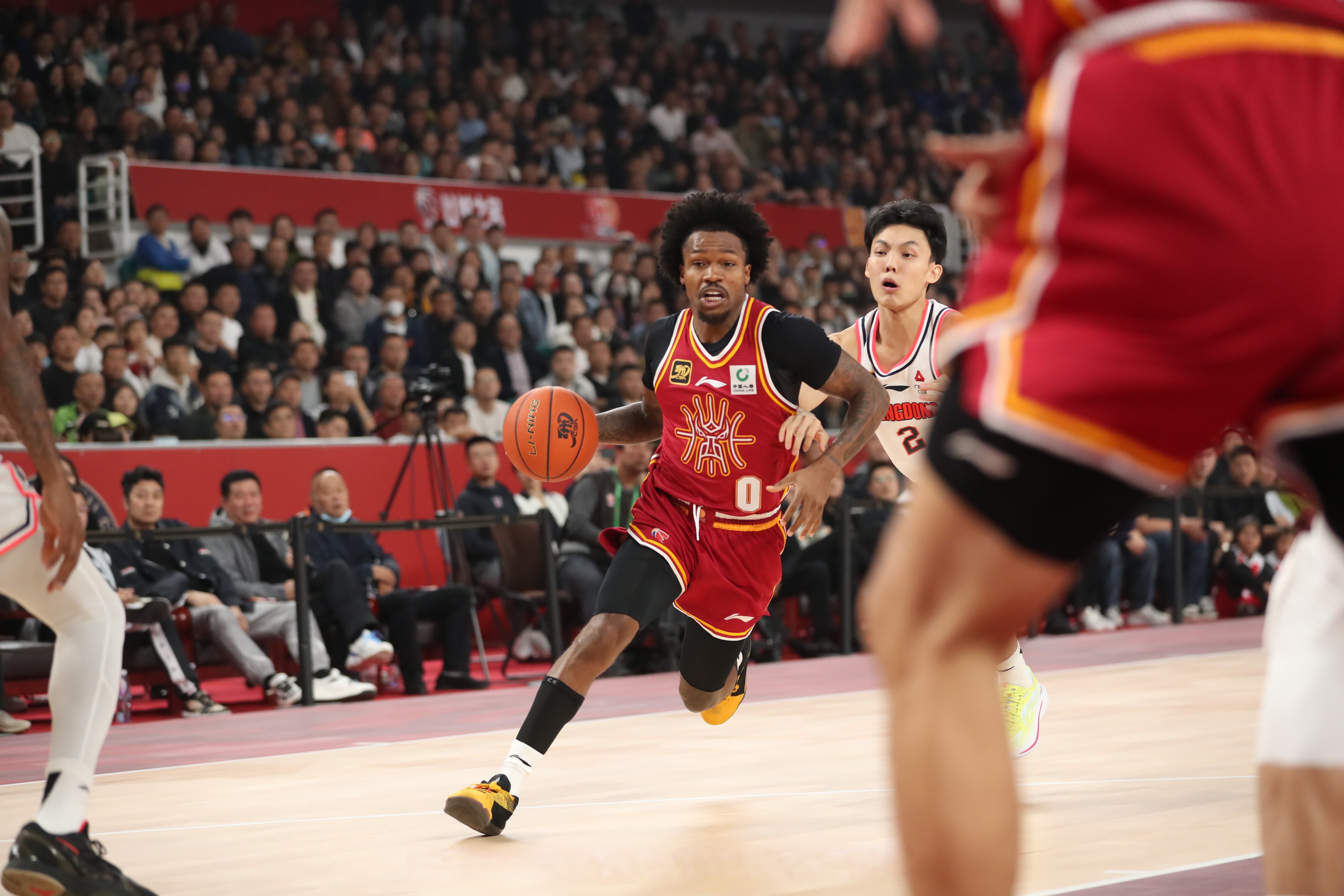 赛地聚焦——欧篮联清晨热度飙升；辽宁本钢队长鼓劲；信心回归；年轻球员得到机会的简单介绍