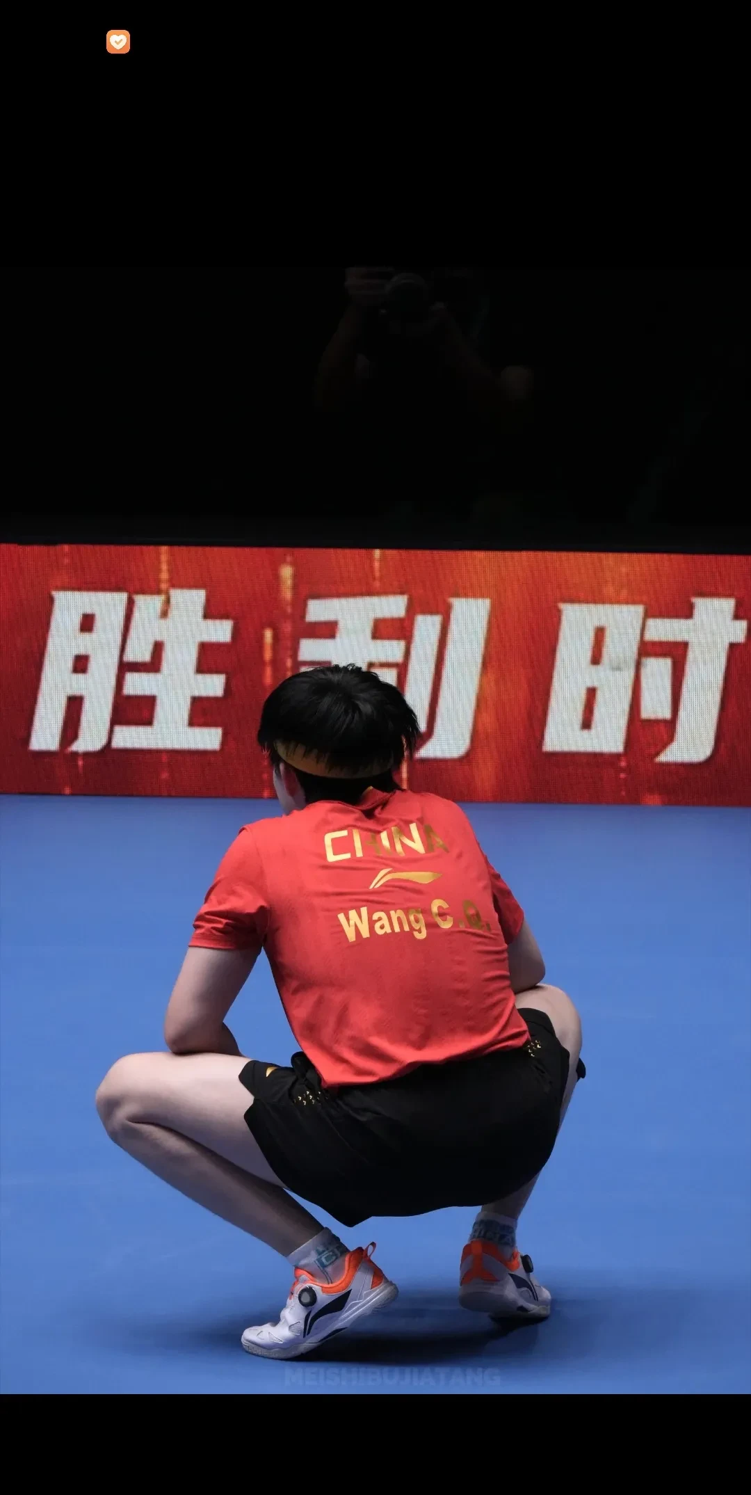 今夜体能课后，那不勒斯遗憾出局备战亚冠，悬念犹存，资深球员宣示担当的简单介绍