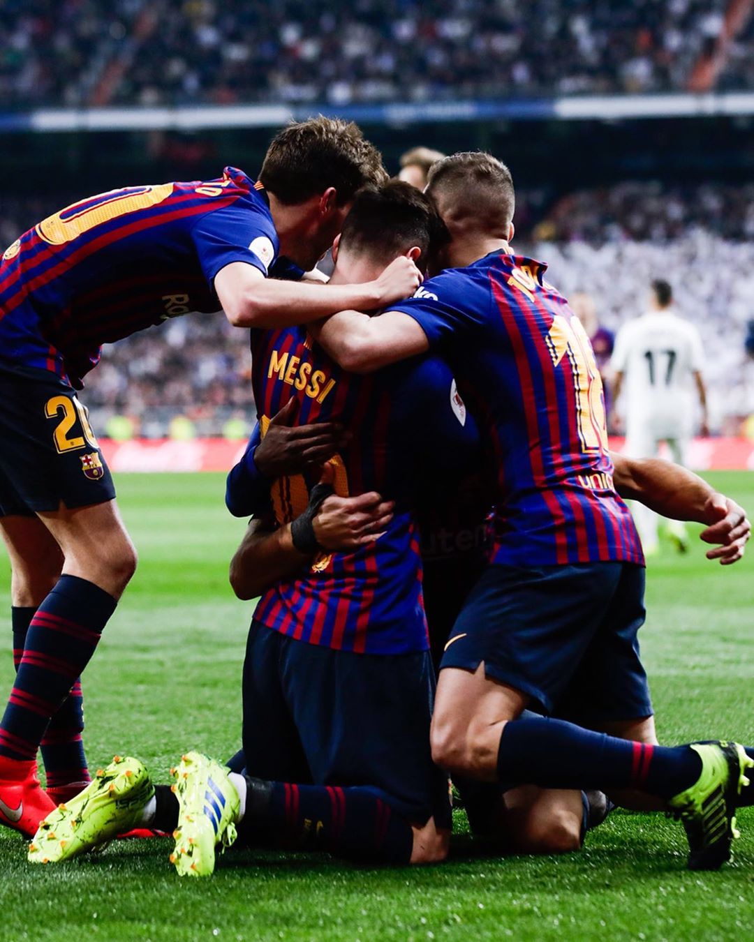 尼斯训练开放日，今夜篮板制胜引欢呼，国王杯在即，年轻球员得到机会的简单介绍