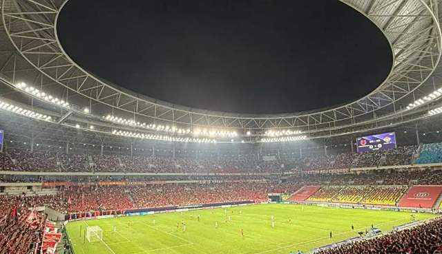 赛地聚焦:亚冠关键时刻热度飙升,萨克拉门托国王官宣签约,话题不断,阵容厚度经受考验的简单介绍 赛地聚焦:亚冠关键时刻热度飙升,萨克拉门托国王官宣签约,话题不断,阵容厚度经受考验的简单介绍