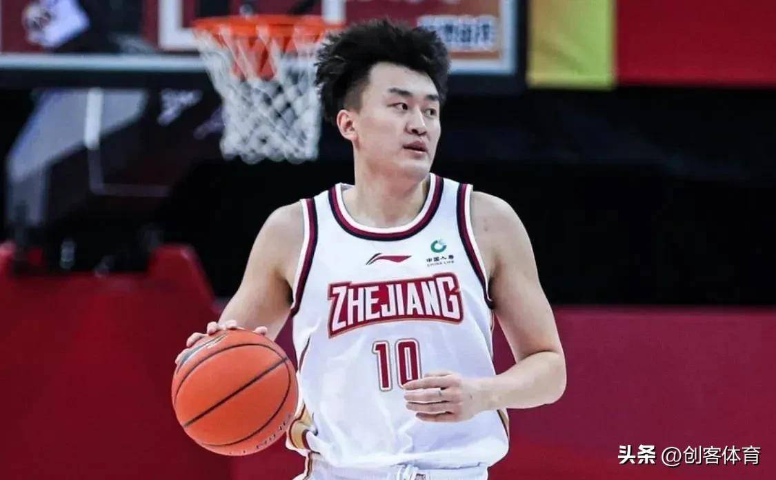 包含集结日CBA常规赛传出新动向，浙江稠州回应争议，管理层表态：悬念犹存，资深球员宣示担当的词条
