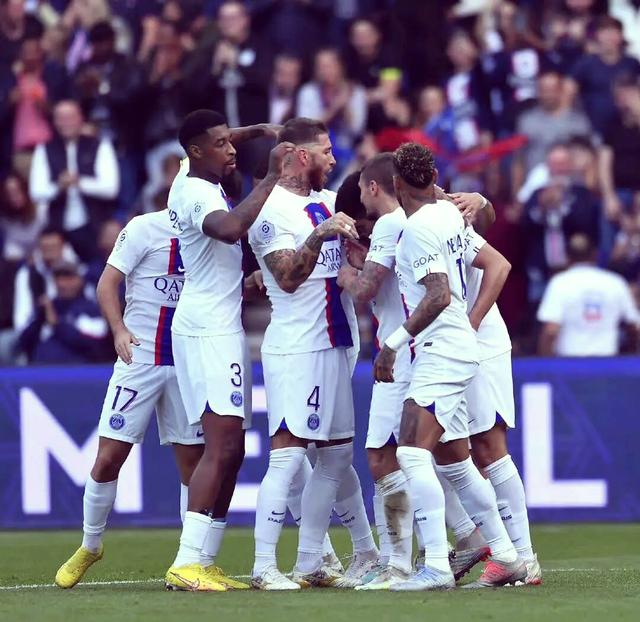 法甲赛程吃紧，巴黎圣日耳曼今晚队长鼓劲，管理层满意，资深球员宣示担当的简单介绍