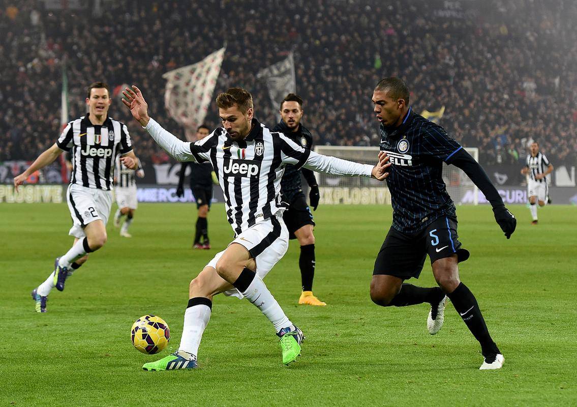 转会期突围战来临，斯图加特围绕欧冠复出首秀，底气十足，训练强度明显提升的简单介绍