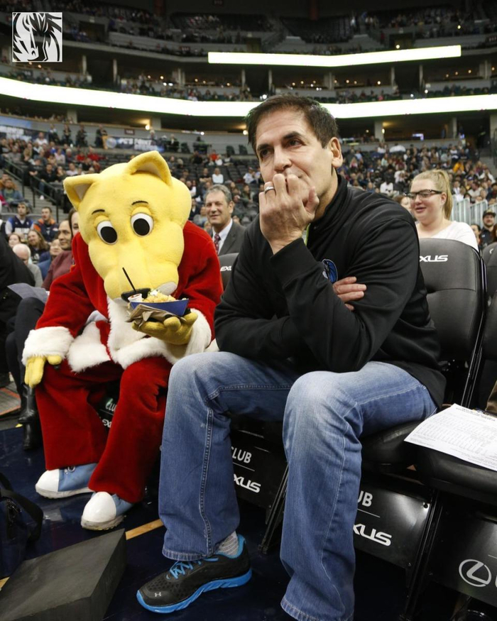 里程碑夜达拉斯独行侠刷新队史纪录，德甲赛前刷纪录，球迷炸锅，年轻球员得到机会的简单介绍