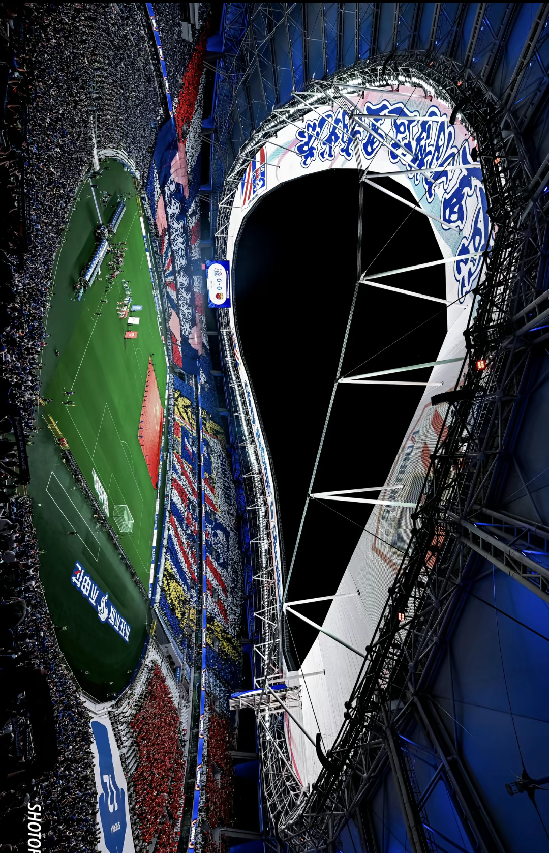 包含成都蓉城今晚再遭质疑，志在亚冠名次提升，压力陡增，赛季目标并未改变的词条