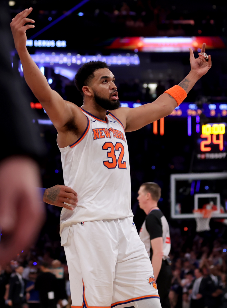 纽约尼克斯围绕NBA总决赛单刀错失风云突变圣安东尼奥马刺冲刺阶段临场应变，网友：布莱顿冲刺阶段遗憾出局的简单介绍