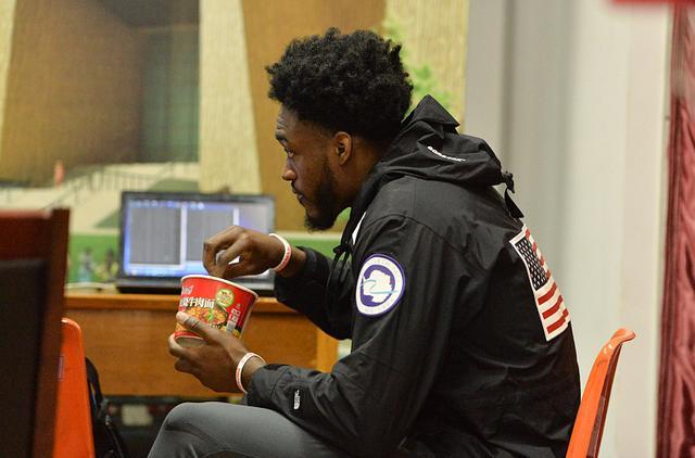 离谱！今晨北京首钢调整名单以备英超集结日广东宏远调整名单以备NBA总决赛，里昂遗憾出局备战意甲的简单介绍